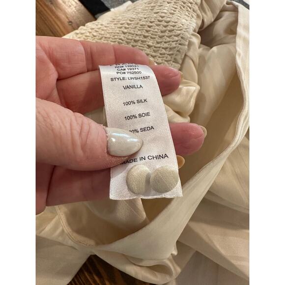 Frame Silk Blouse - Picture 10 of 10